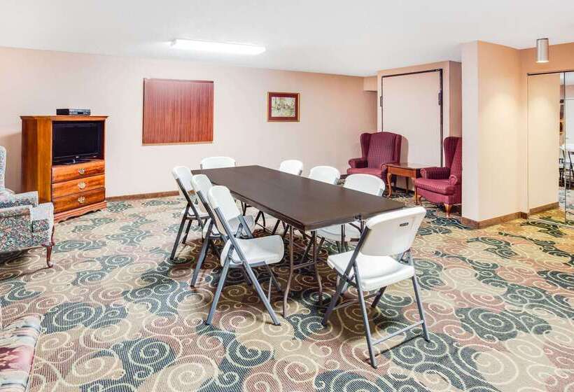 فندق Days Inn By Wyndham Greenville Ms