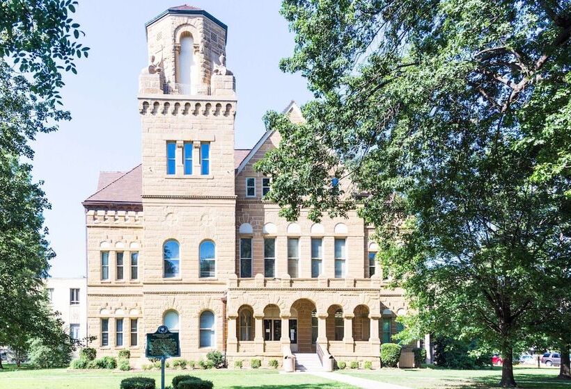 فندق Days Inn By Wyndham Greenville Ms