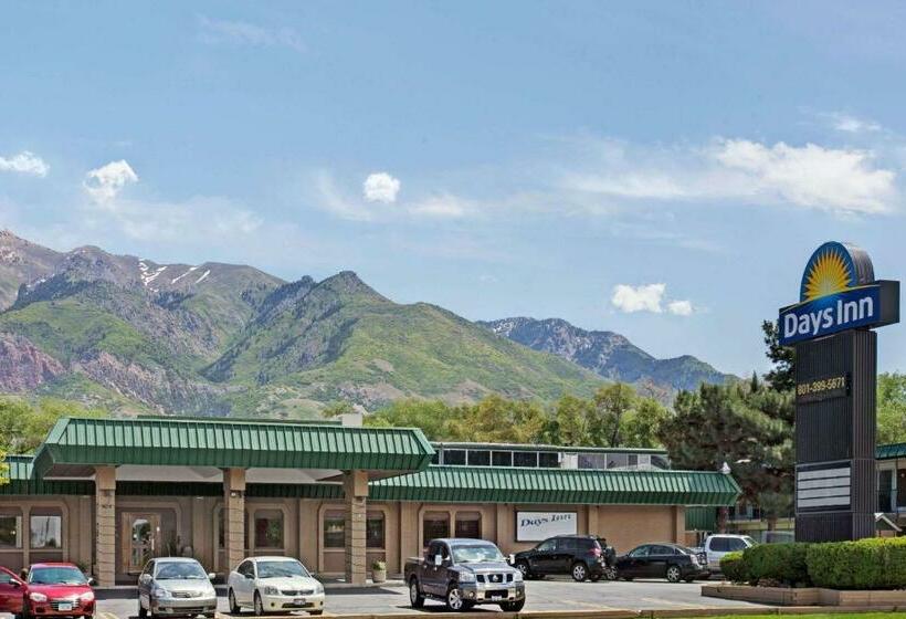 בית מלון כפרי Days Inn By Wyndham Ogden