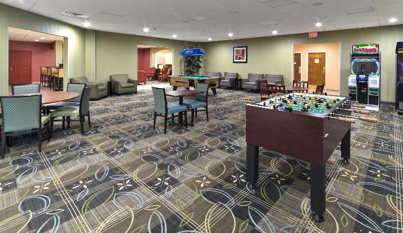 فندق Days Inn By Wyndham Plattsburgh