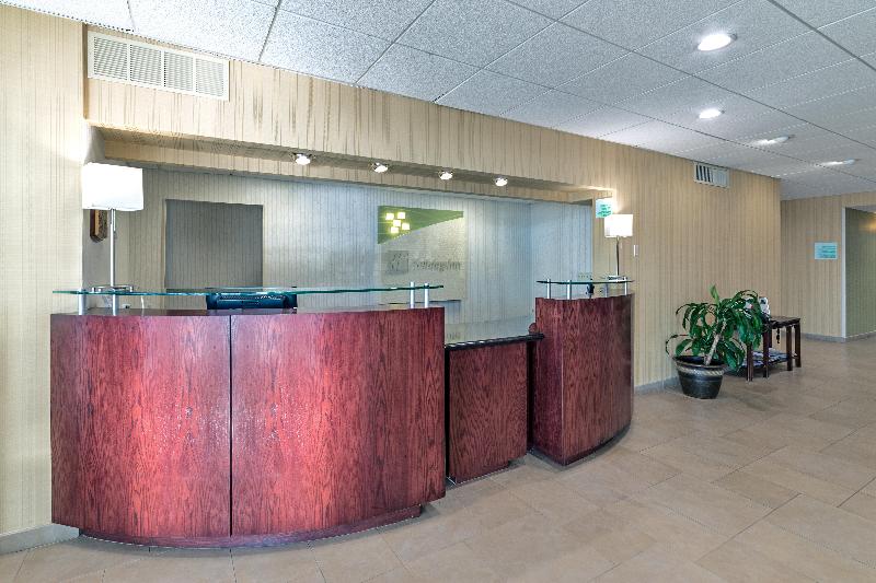 فندق Days Inn By Wyndham Plattsburgh