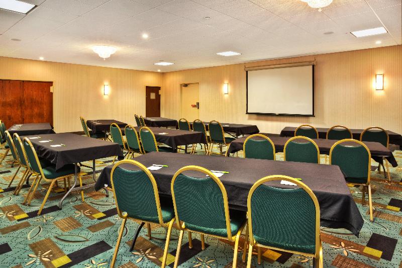 فندق Days Inn By Wyndham Plattsburgh