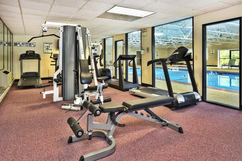 فندق Days Inn By Wyndham Plattsburgh