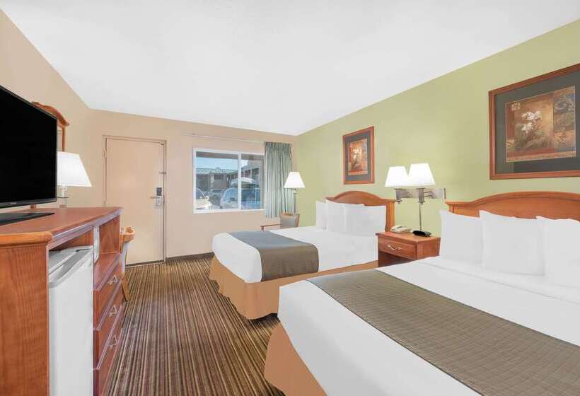 هتل Days Inn By Wyndham Roswell