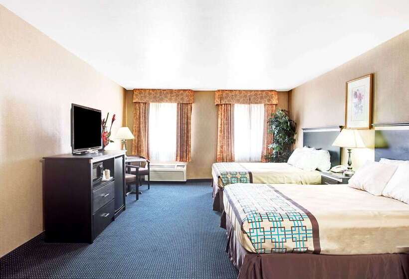 호텔 Days Inn & Suites By Wyndham Artesia