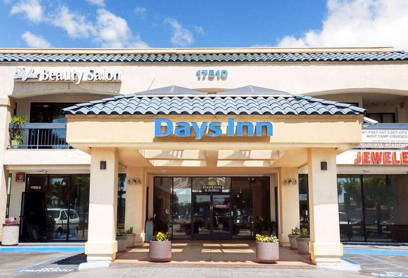 호텔 Days Inn & Suites By Wyndham Artesia