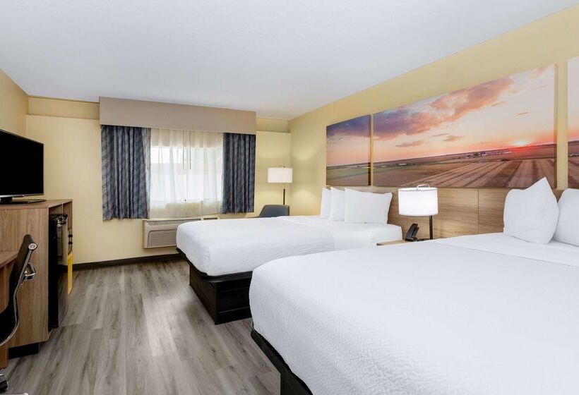 فندق Days Inn & Suites By Wyndham Clovis