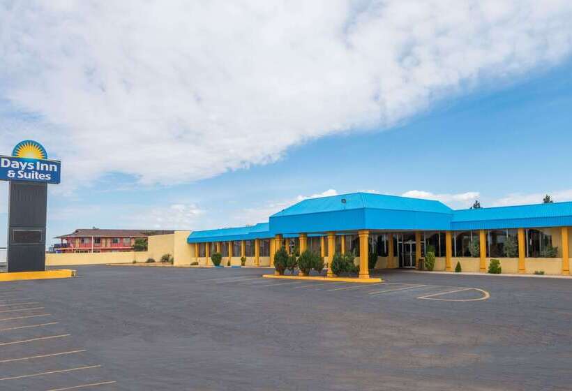فندق Days Inn & Suites By Wyndham Clovis