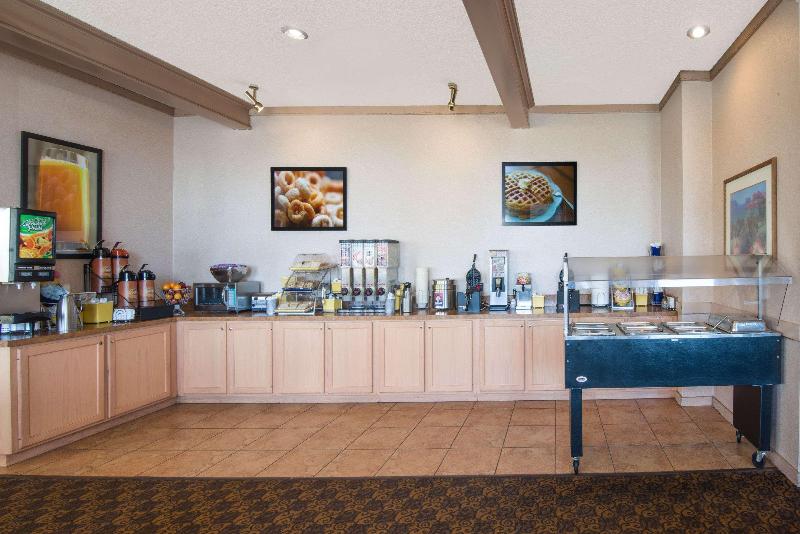 فندق Days Inn & Suites By Wyndham Clovis