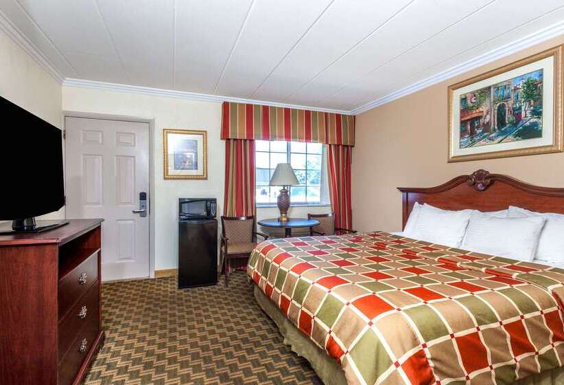 호텔 Days Inn & Suites By Wyndham Roseville/detroit Area