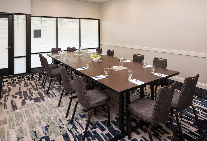 Delta Hotels By Marriott Minneapolis Northeast