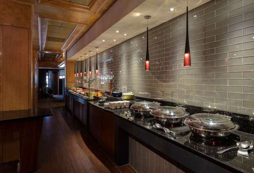 ホテル Doubletree By Hilton Akron Fairlawn