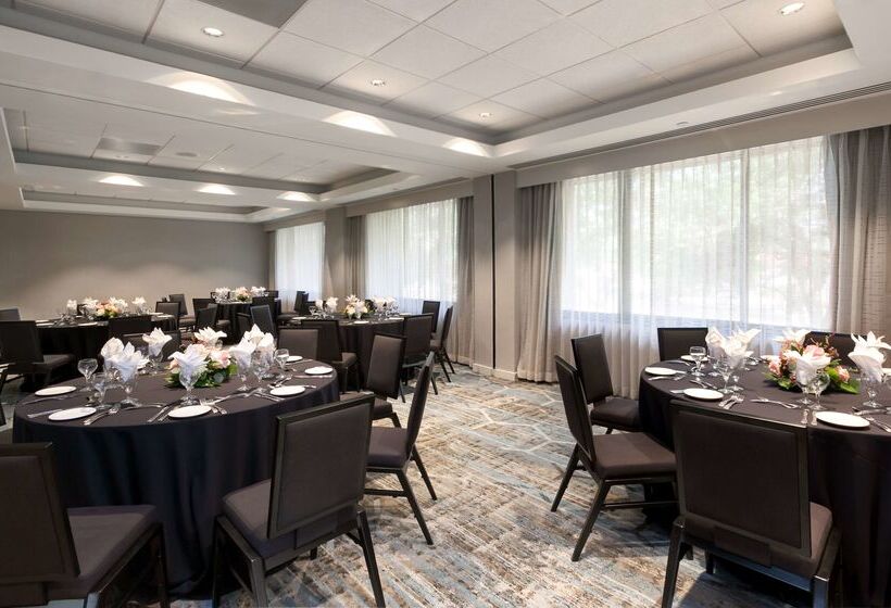 Doubletree By Hilton Hotel & Suites Houston By The Galleria