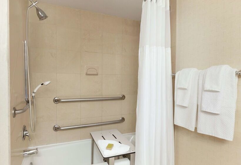 Doubletree By Hilton Hotel Annapolis