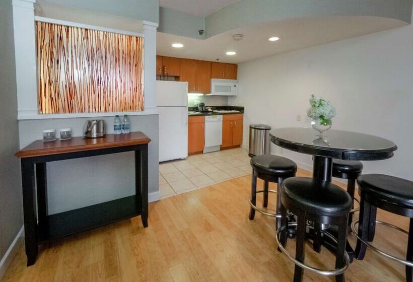 Doubletree By Hilton Hotel Buffalo Amherst