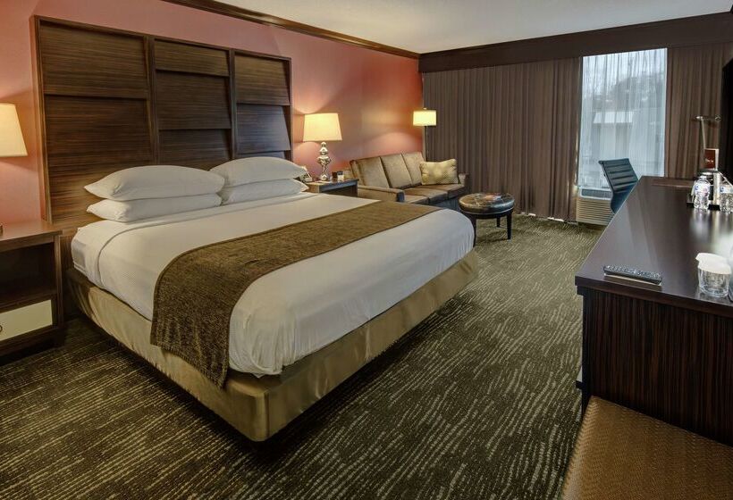 Doubletree By Hilton Hotel Decatur Riverfront