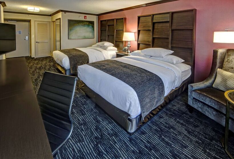 Doubletree By Hilton Hotel Decatur Riverfront