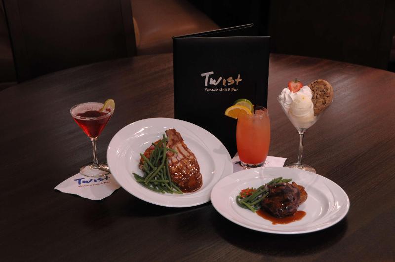 Doubletree By Hilton Hotel Decatur Riverfront