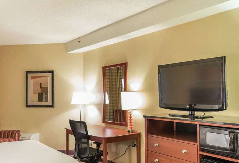 Отель Doubletree By Hilton Holland