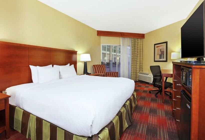 Отель Doubletree By Hilton Holland