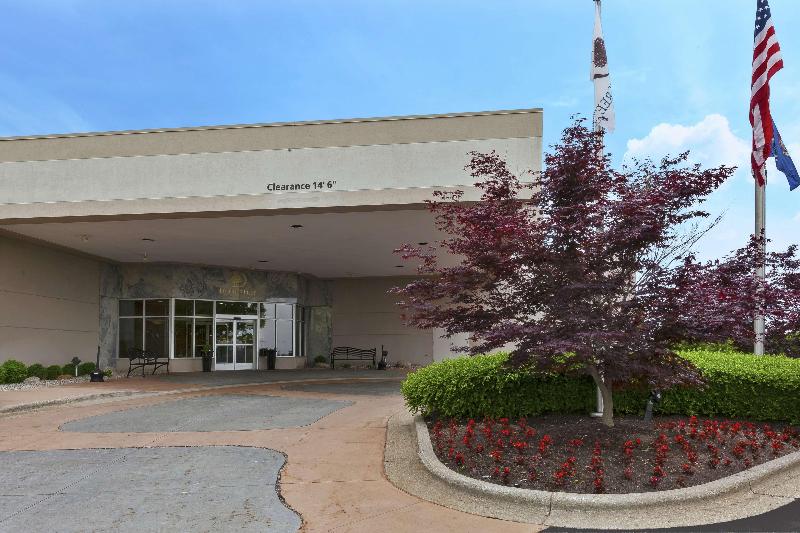 Отель Doubletree By Hilton Holland