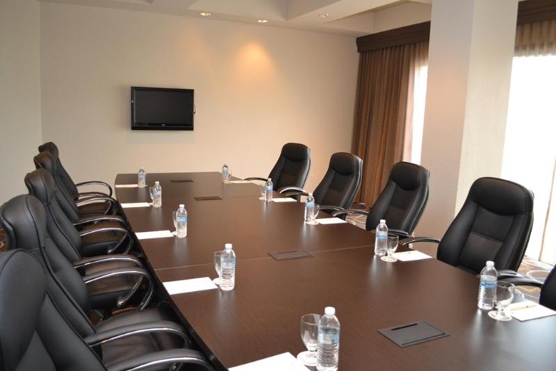 هتل Doubletree By Hilton Houston Hobby Airport