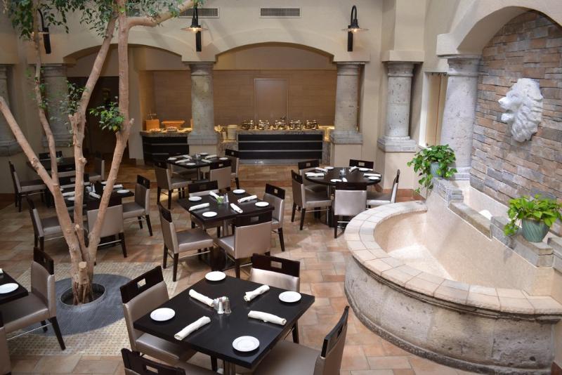 فندق Doubletree By Hilton Houston Hobby Airport