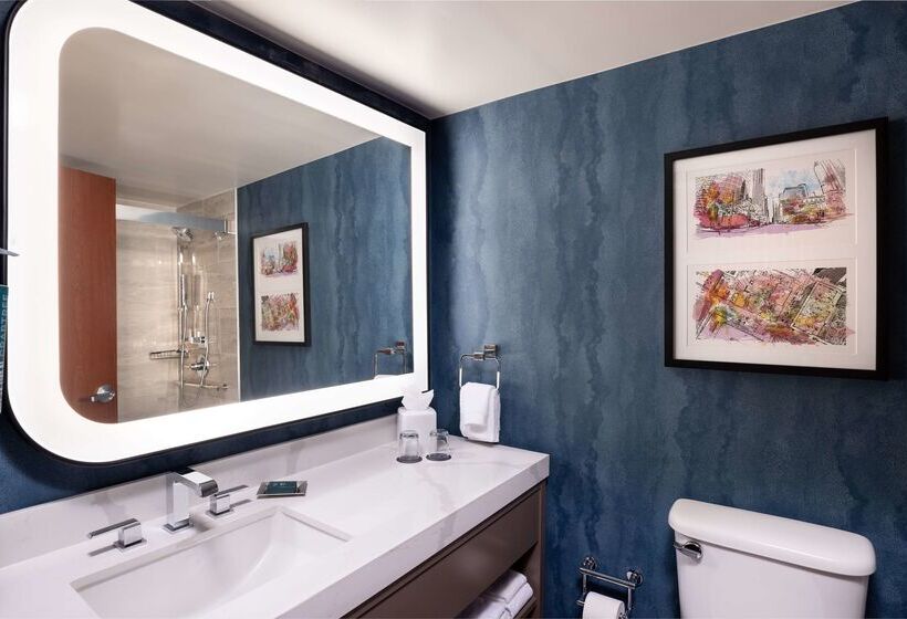 Doubletree By Hilton Houston Medical Center Hotel & Suites