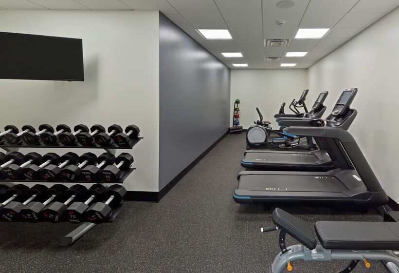 호텔 Doubletree By Hilton Jamestown