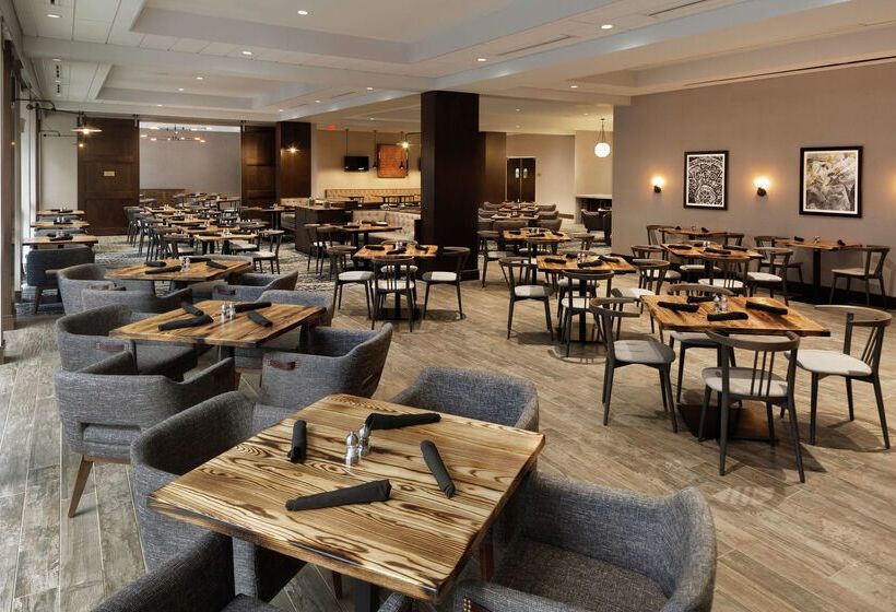 호텔 Doubletree By Hilton Jamestown