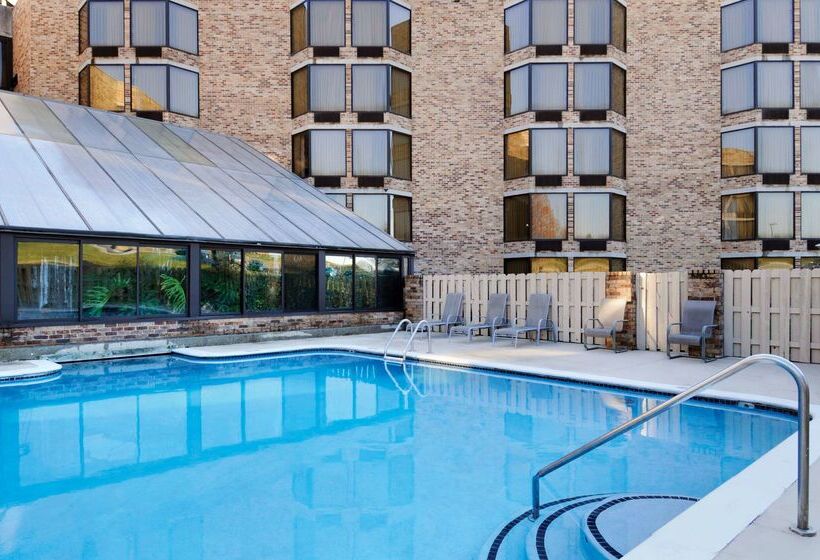 Doubletree By Hilton Hotel Johnson City