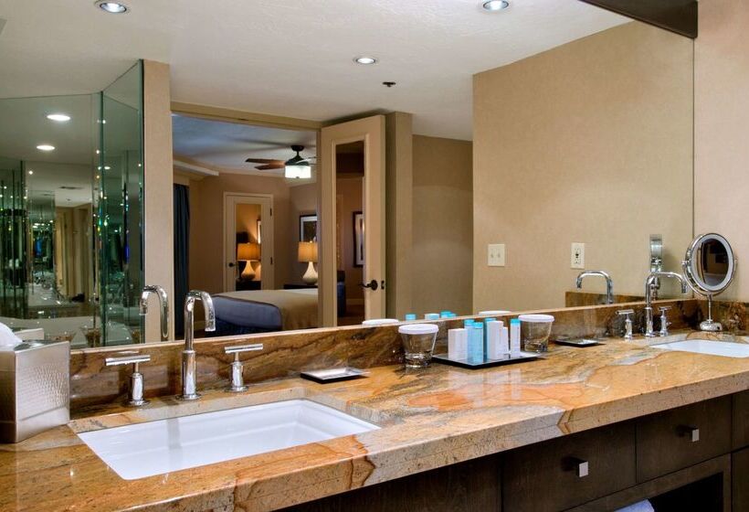 هتل Doubletree By Hilton Phoenix Mesa