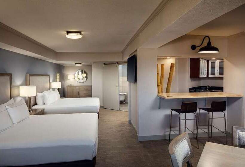 هتل Doubletree By Hilton Phoenix Mesa