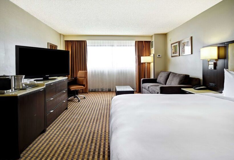 Doubletree By Hilton Hotel Pleasanton At The Club