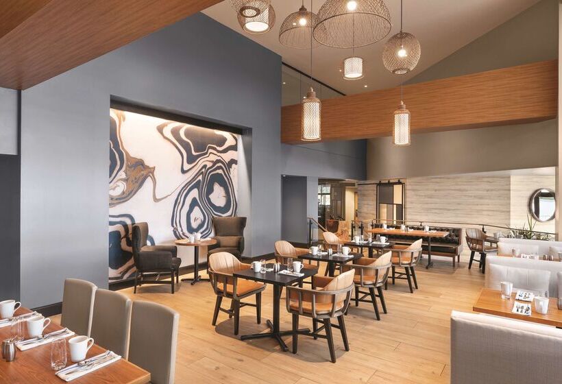 בית מלון כפרי Doubletree By Hilton Tampa Rocky Point Waterfront