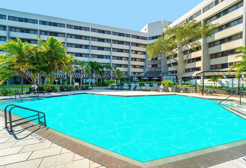 בית מלון כפרי Doubletree By Hilton Tampa Rocky Point Waterfront