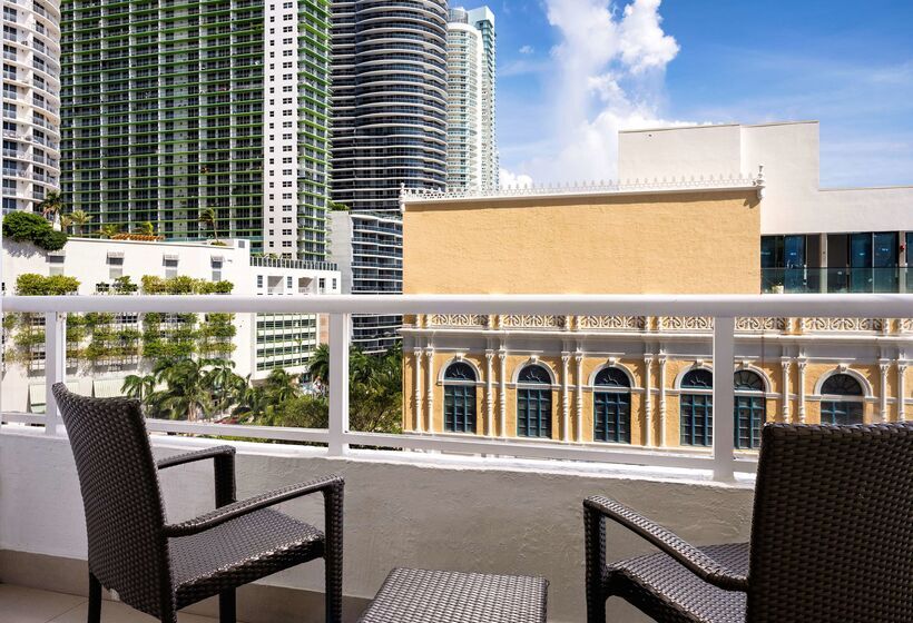 Doubletree By Hilton Grand Hotel Biscayne Bay
