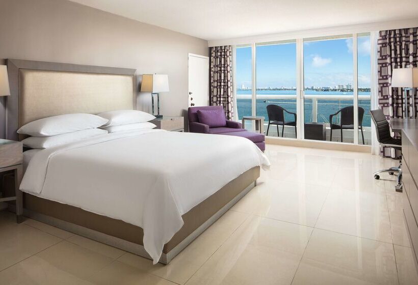 Doubletree By Hilton Grand Hotel Biscayne Bay