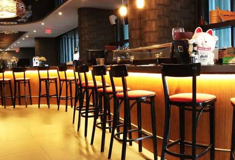 Doubletree By Hilton Grand Hotel Biscayne Bay