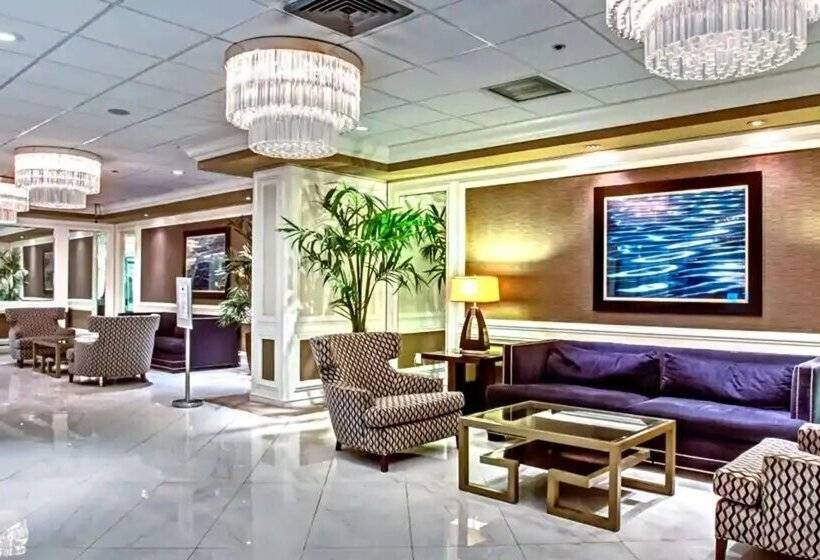 Doubletree By Hilton Grand Hotel Biscayne Bay