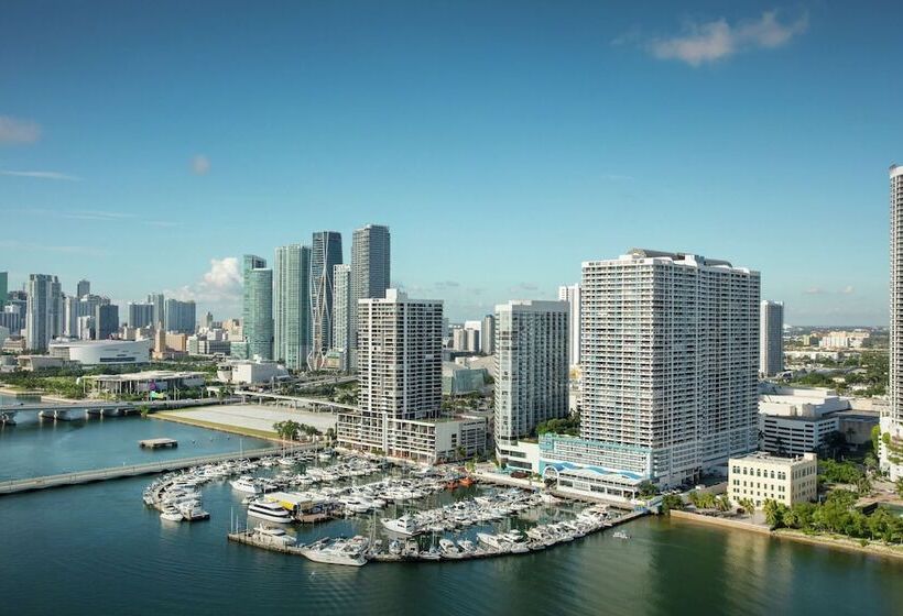 Doubletree By Hilton Grand Hotel Biscayne Bay