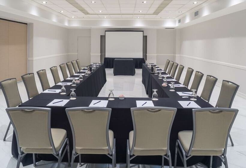 Doubletree By Hilton Grand Hotel Biscayne Bay