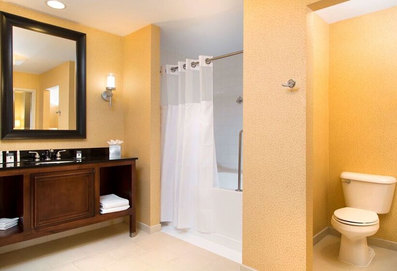 Doubletree Suites By Hilton Hotel Lexington