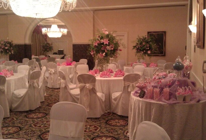 Doubletree Suites By Hilton Hotel Lexington