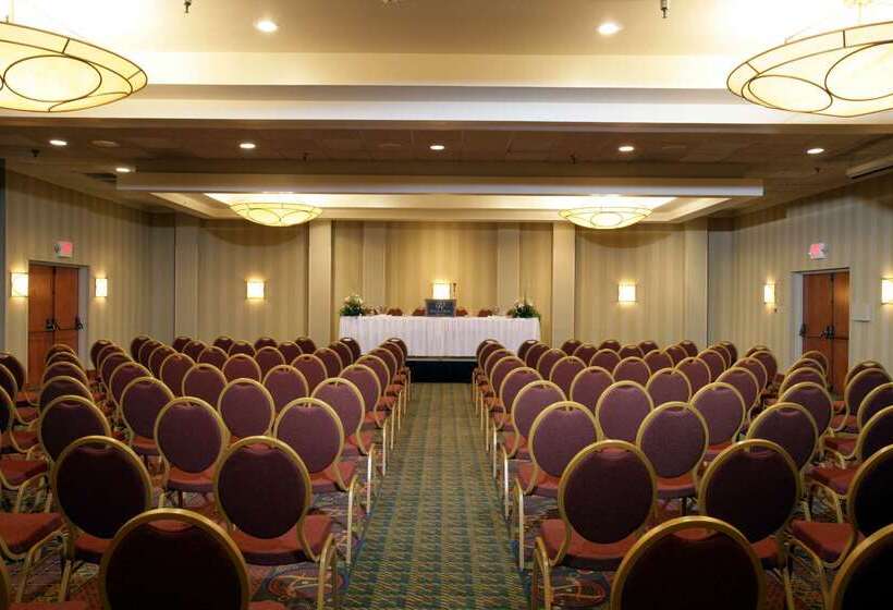 فندق Doubletree By Hilton Murfreesboro