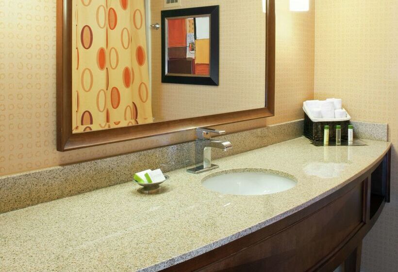 فندق Doubletree By Hilton Murfreesboro