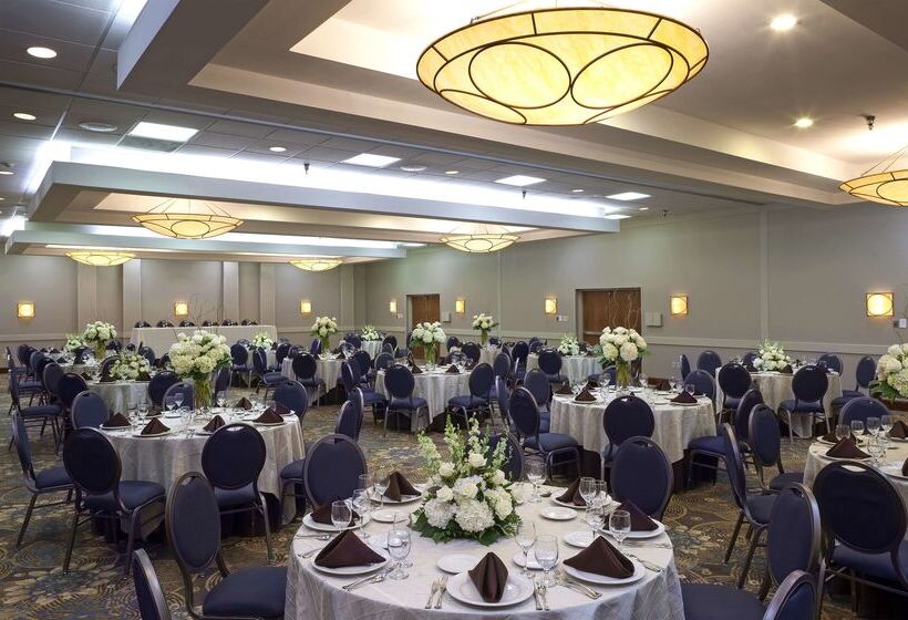 فندق Doubletree By Hilton Murfreesboro