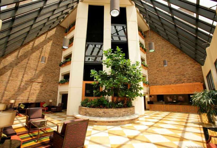 فندق Doubletree By Hilton Murfreesboro