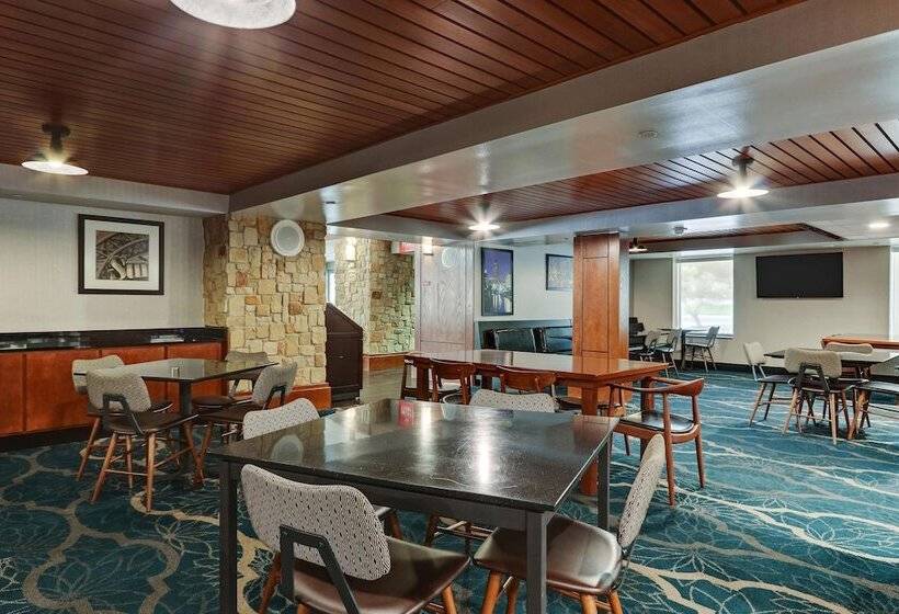 فندق Drury Inn & Suites San Antonio Airport