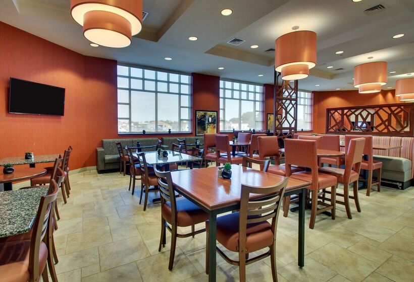 호텔 Drury Inn & Suites Findlay